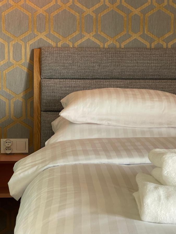 Queen Size Bed - Apartament Obok Manufaktury W Centrum Lodzi - Parking Gratis!!! Zewnętrze zdjęcie
